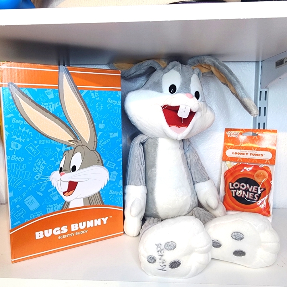 Scentsy Buddy Looney Tunes Toons Bugs Bunny with Scent Pack